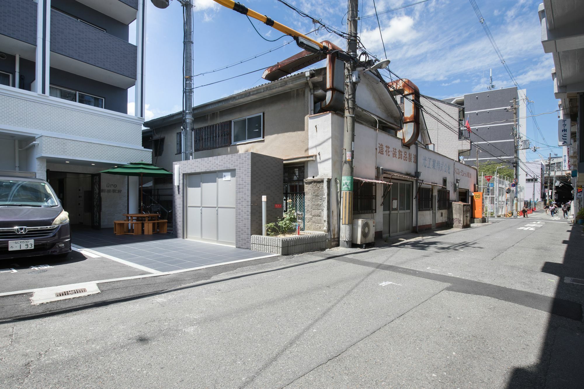 Uro Apartment Osaka Exteriör bild